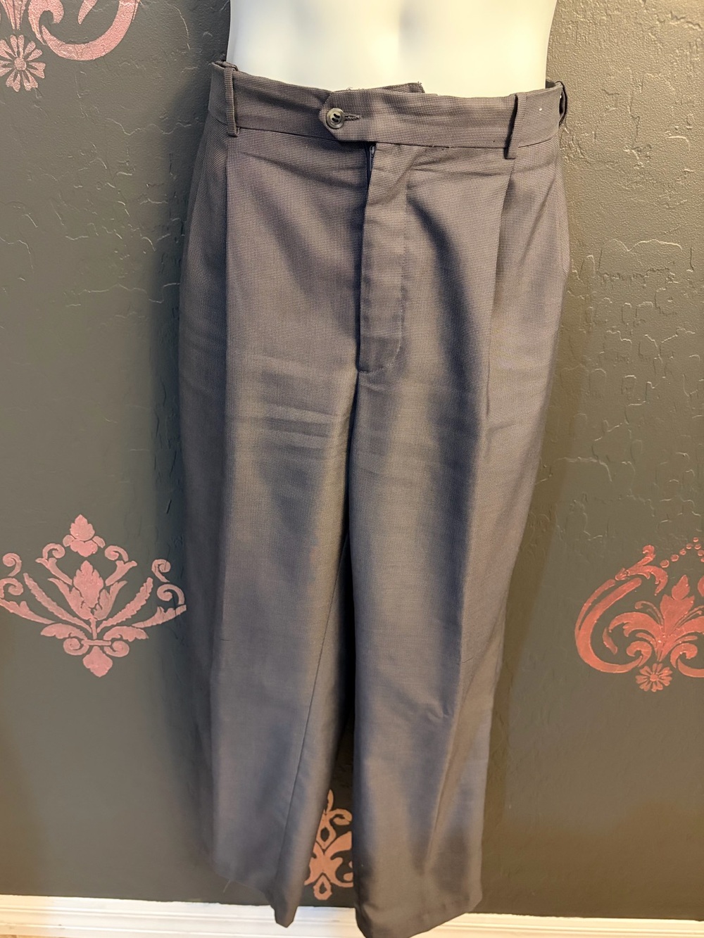 jf j.ferrar Men's Black Dress Pants - Straight Pleat